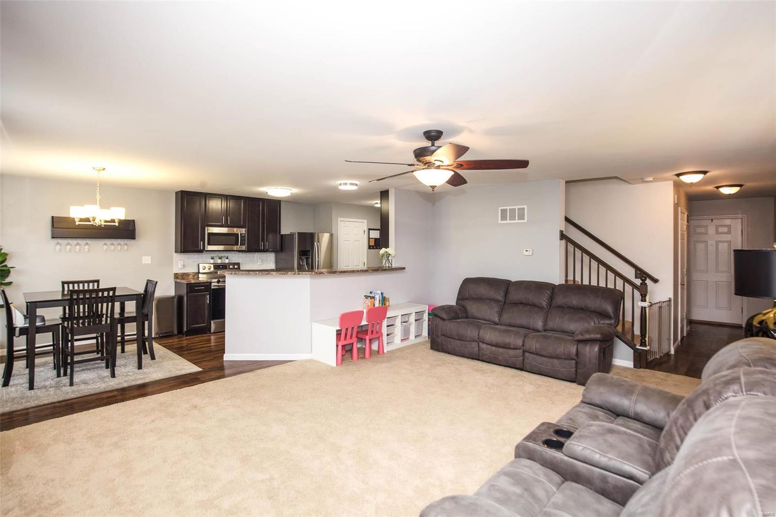 410 Spring Trace O'Fallon, MO 63368 - Photo 6 of 32