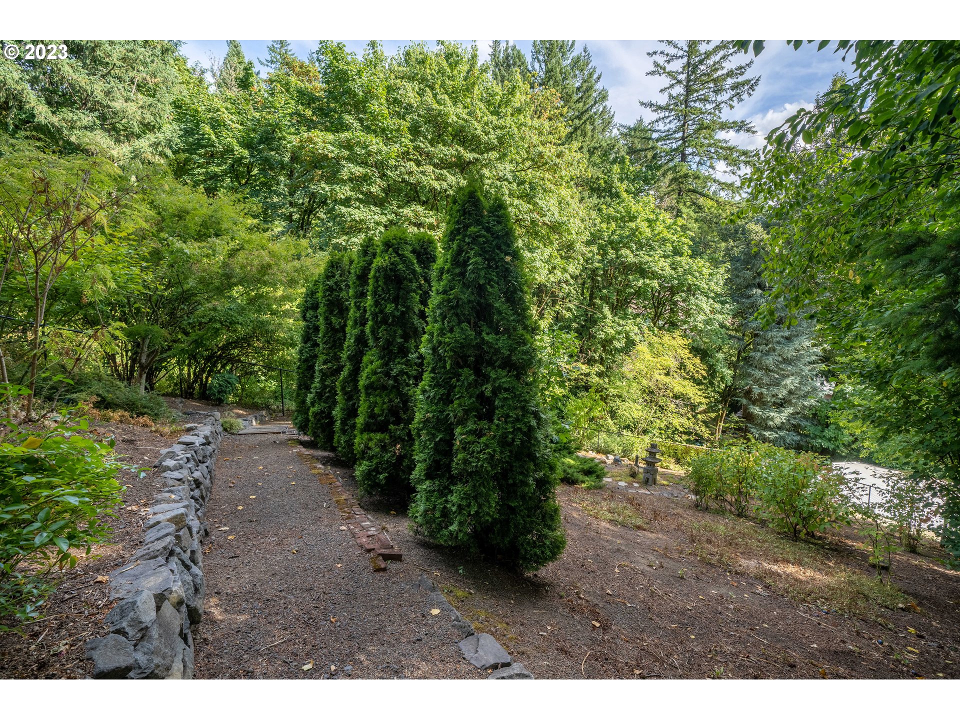 3324 Southwest Fairmount Boulevard Portland, OR 97239 - Photo 45 of 48 Backyard