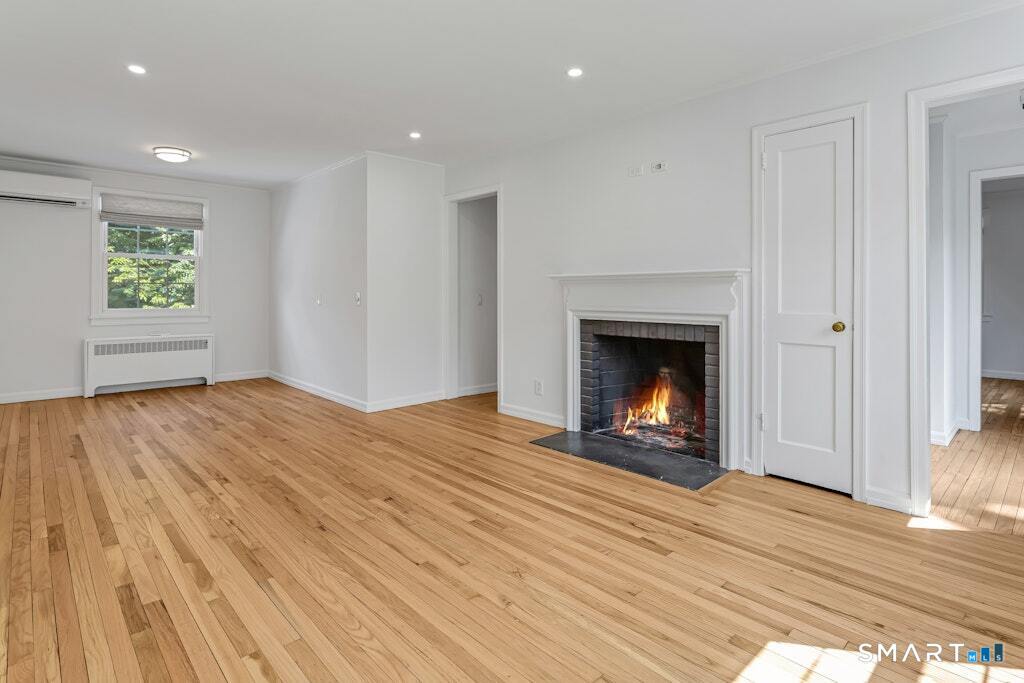 3 Walmsley Road Darien, CT 06820 - Photo 7 of 33 Gallery Image 7