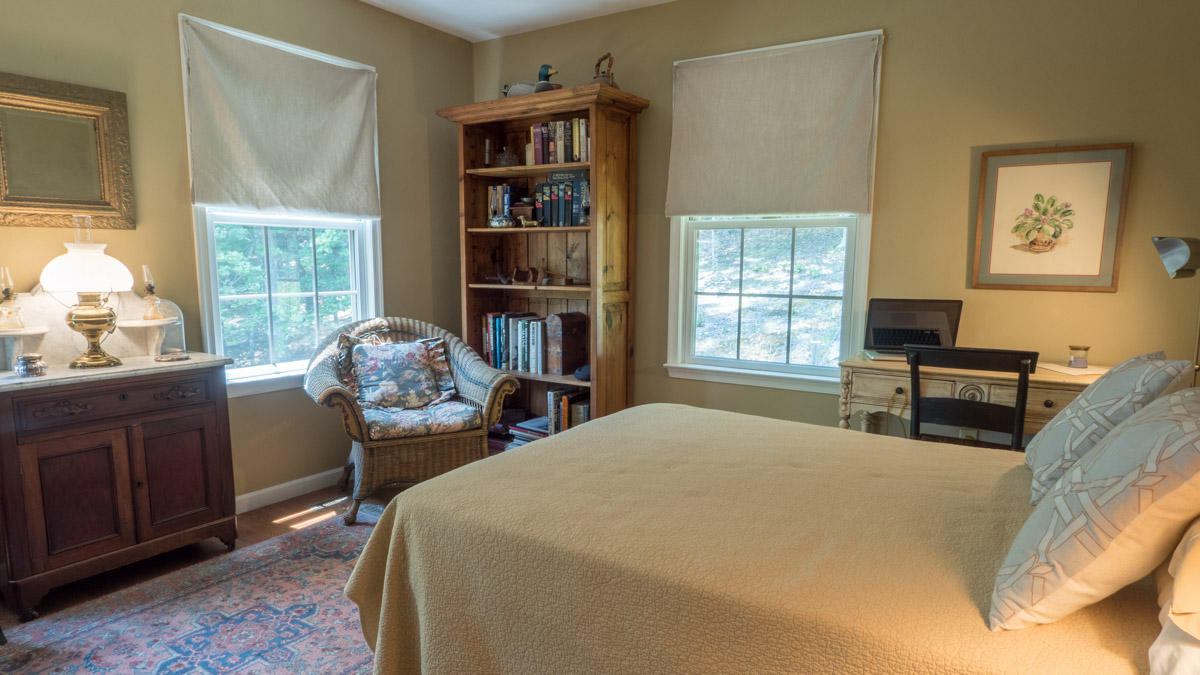 2545 Lees Gap Road Fincastle, VA 24090 - Photo 24 of 42 Guest Bedroom