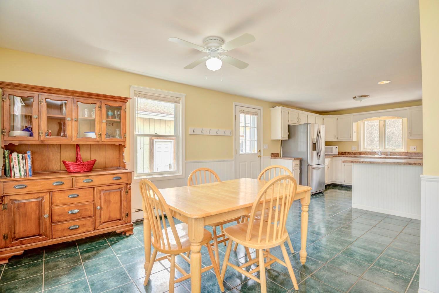 388 County Road Scarborough, ME 04074 - Photo 8 of 40 388 County Rd Scarborough ME-007