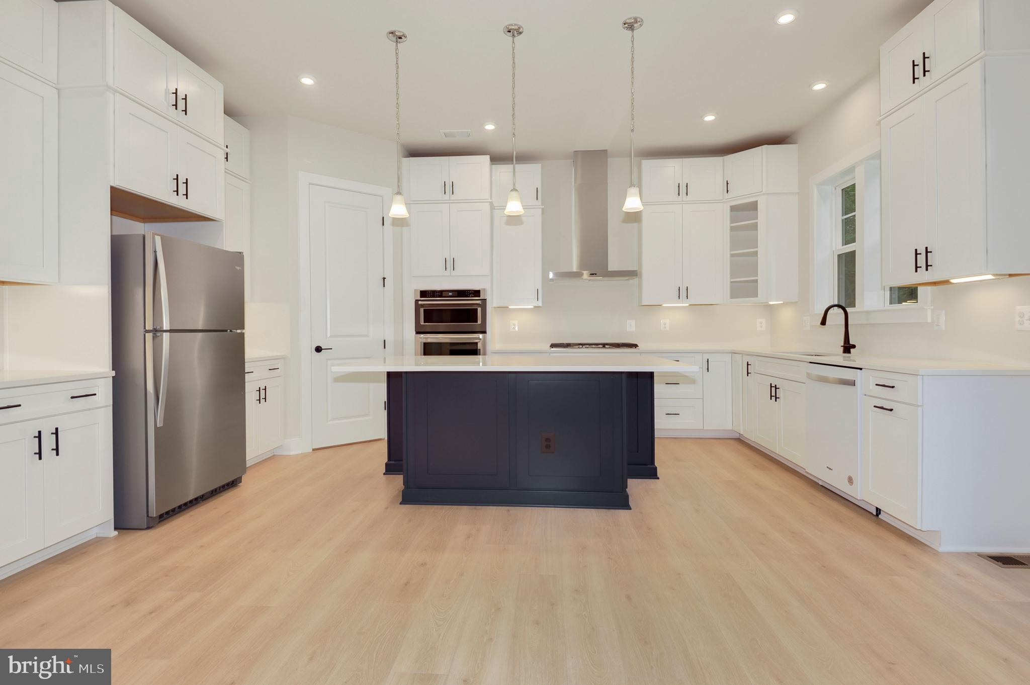 24940 Peach Rdg Court Aldie, VA 20105 - Photo 11 of 86