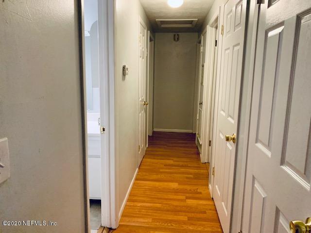 10617 Pinholster Road Jacksonville, FL 32218 - Photo 10 of 19 10617 Pinholster hallway 1