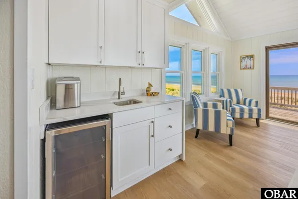 $1,599,000 | 41789 Ocean View Drive, Avon, NC 27915