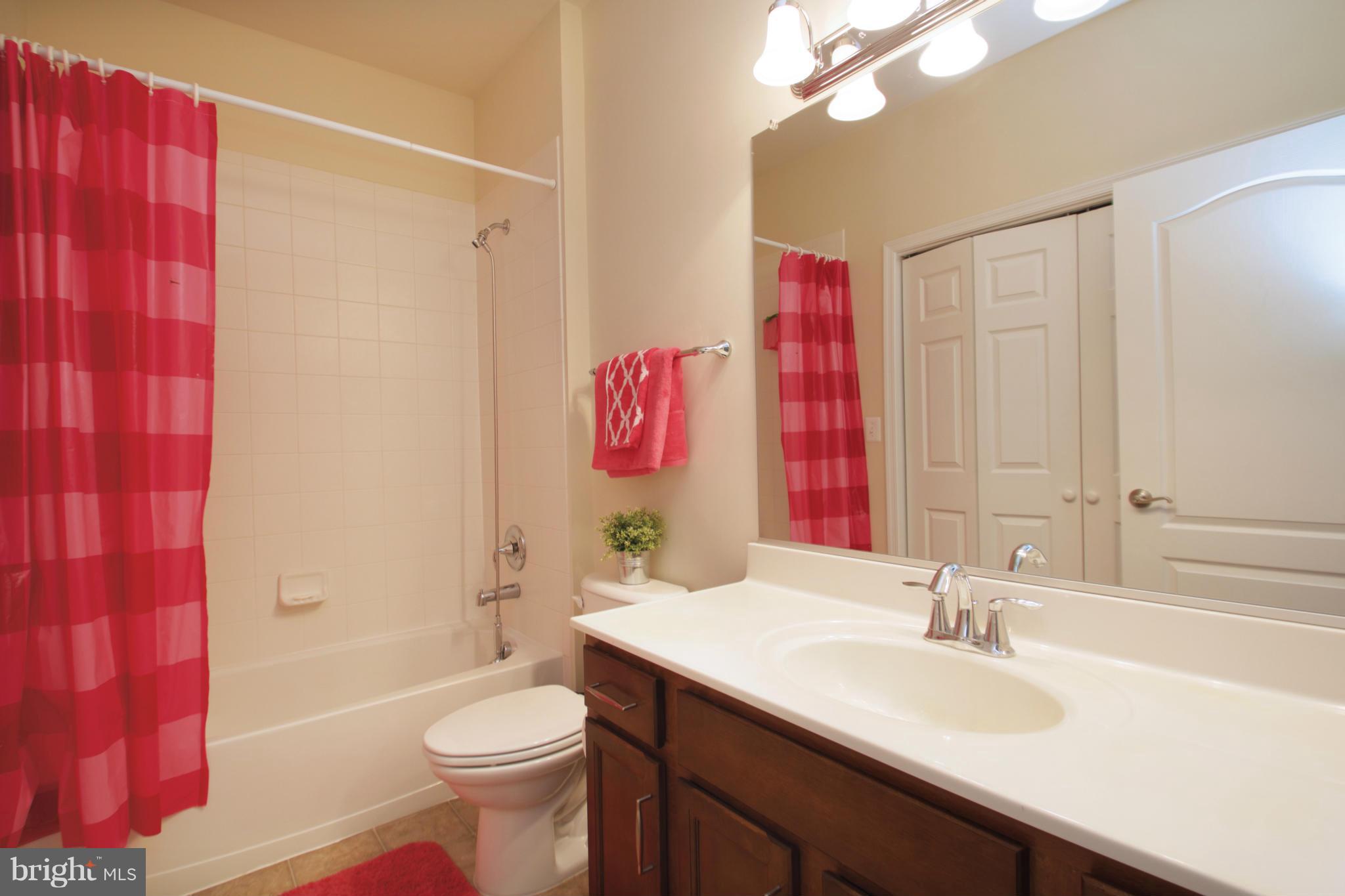 11610 Leesborough Circle Silver Spring, MD 20902 - Photo 16 of 24 Bath
