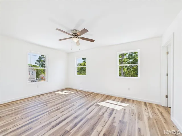 $309,900 | 13222 Hillview Lane, Dixon, MO 65459