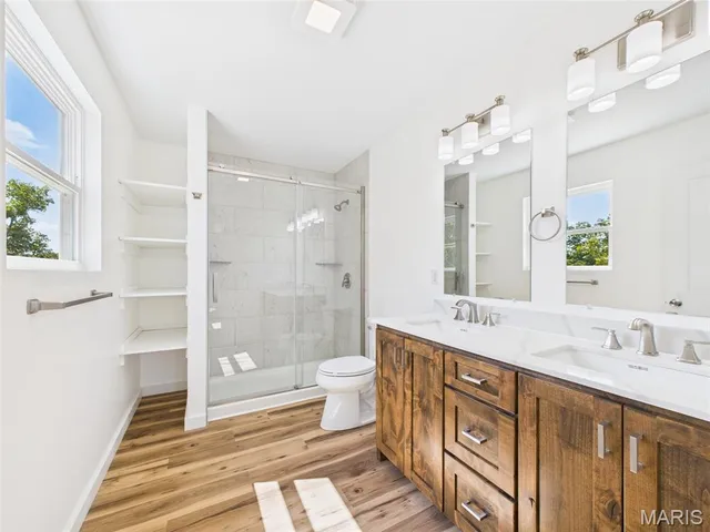 $309,900 | 13222 Hillview Lane, Dixon, MO 65459