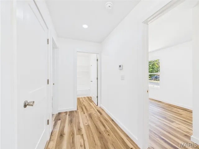 $309,900 | 13222 Hillview Lane, Dixon, MO 65459