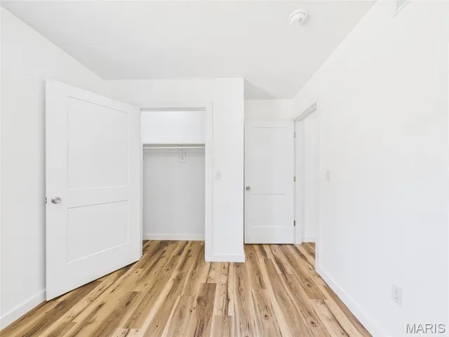 $309,900 | 13222 Hillview Lane, Dixon, MO 65459