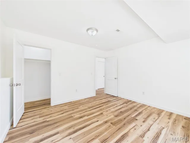 $309,900 | 13222 Hillview Lane, Dixon, MO 65459