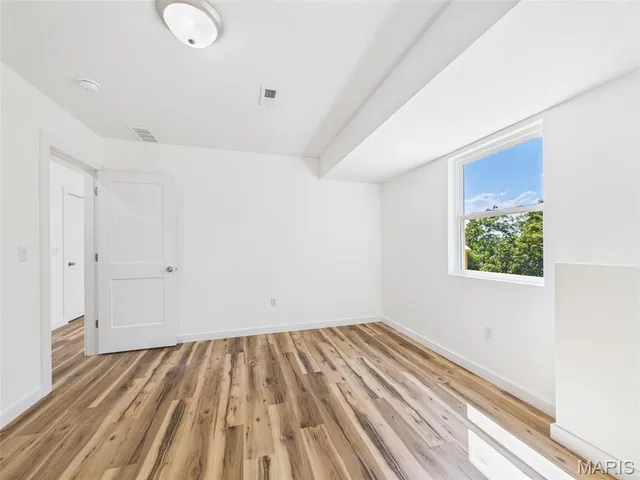 $309,900 | 13222 Hillview Lane, Dixon, MO 65459