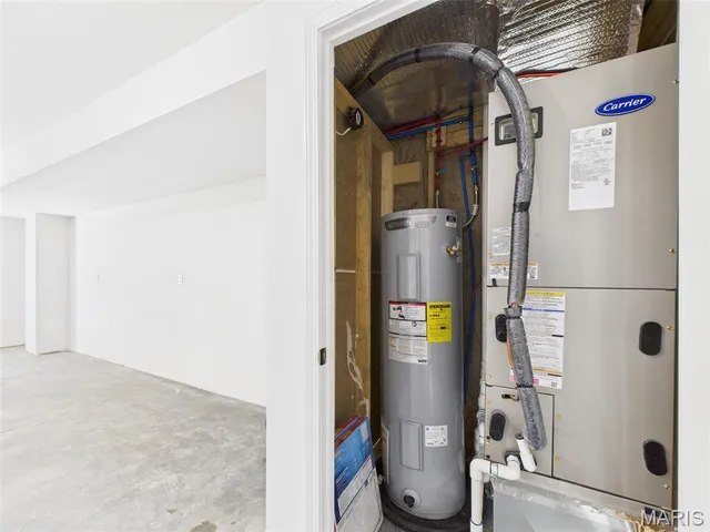 $309,900 | 13222 Hillview Lane, Dixon, MO 65459