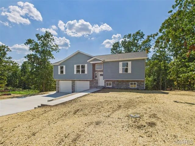 $309,900 | 13222 Hillview Lane, Dixon, MO 65459