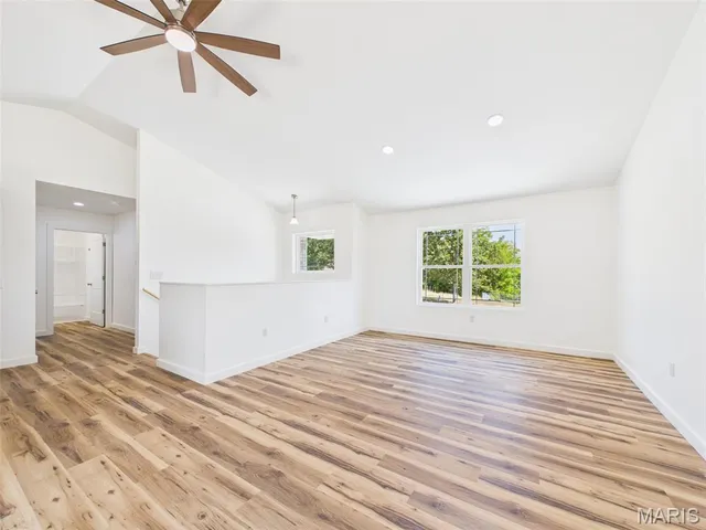 $309,900 | 13222 Hillview Lane, Dixon, MO 65459