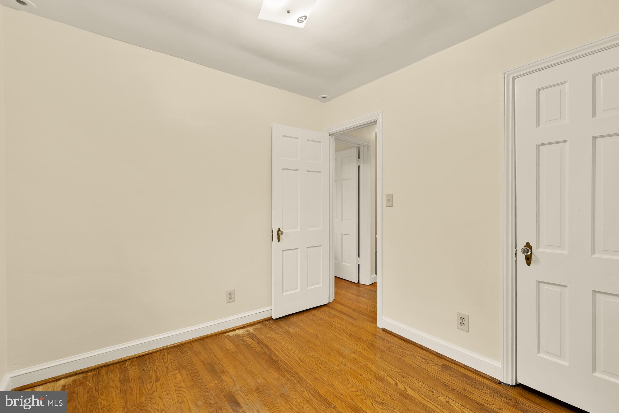 8410 Cedar Street Silver Spring, MD 20910 - Photo 24 of 36 Gallery Image 24