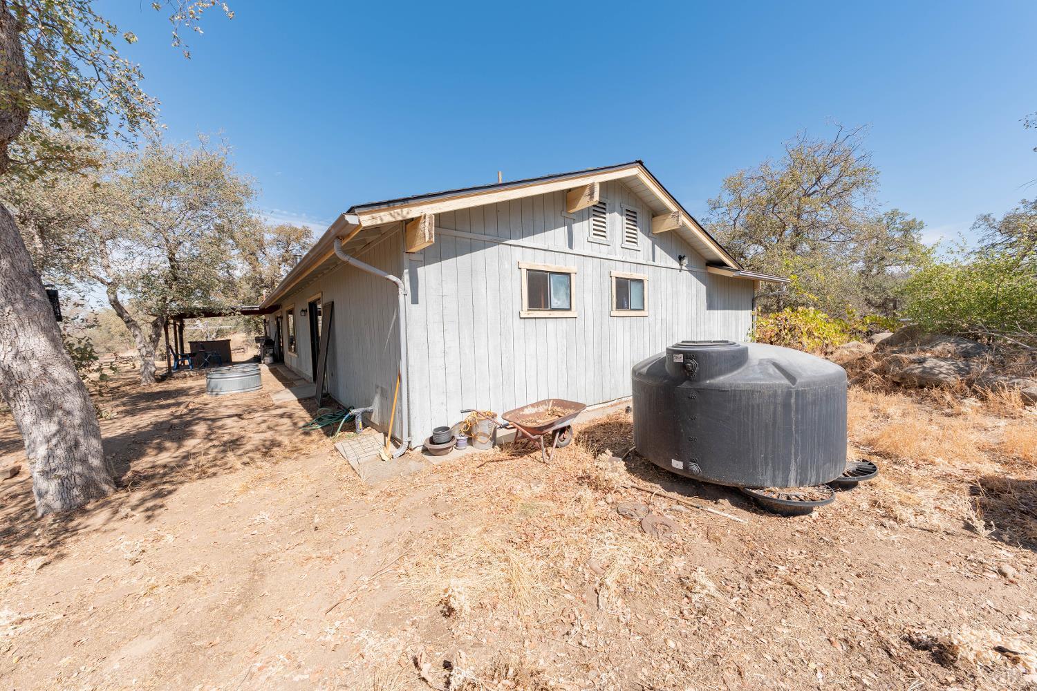 32838 Water Gulch Road Coarsegold, CA 93614 - Photo 18 of 22 Gallery Image 18