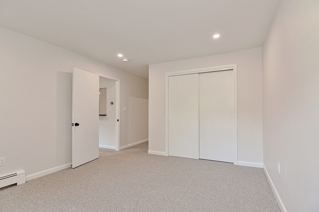 56 Jacqueline Road, Unit 10 Waltham, MA 02452 - Photo 6 of 30