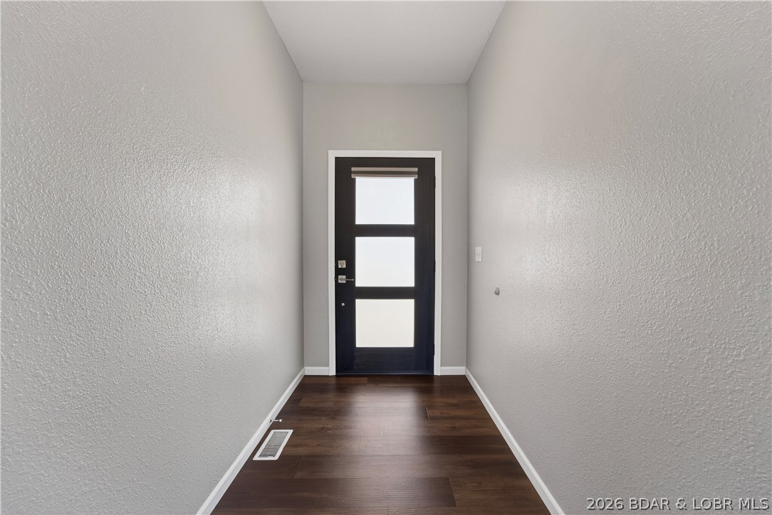 109 Reddington Road Four Seasons, MO 65049 - Photo 7 of 71 The bright interior welcomes you with fresh paint