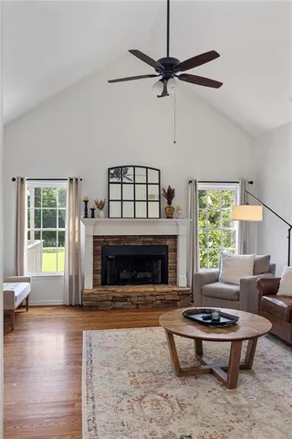 $625,000 | 915 Taylor Parkway, Suwanee, GA 30024