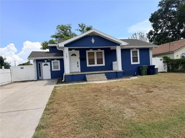 $2,800 | 702 West Peninsular Street, Tampa, FL 33603