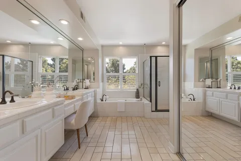 $2,400,000 | 1405 Cressa Court, Carlsbad, CA 92011