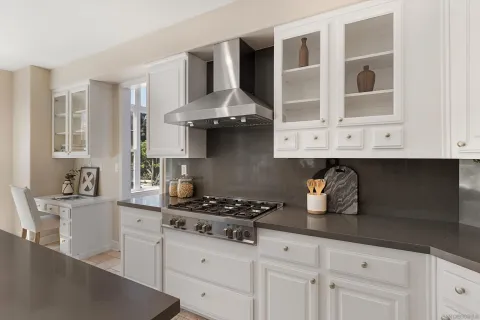 $2,400,000 | 1405 Cressa Court, Carlsbad, CA 92011