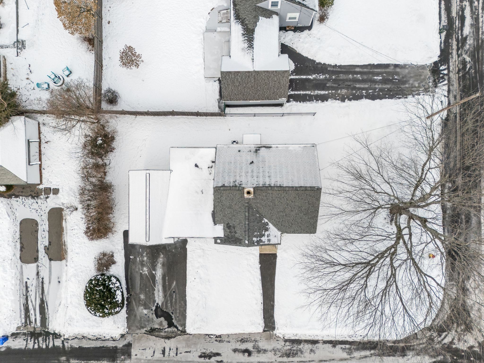 276 Salmon Street Manchester, NH 03104 - Photo 12 of 37