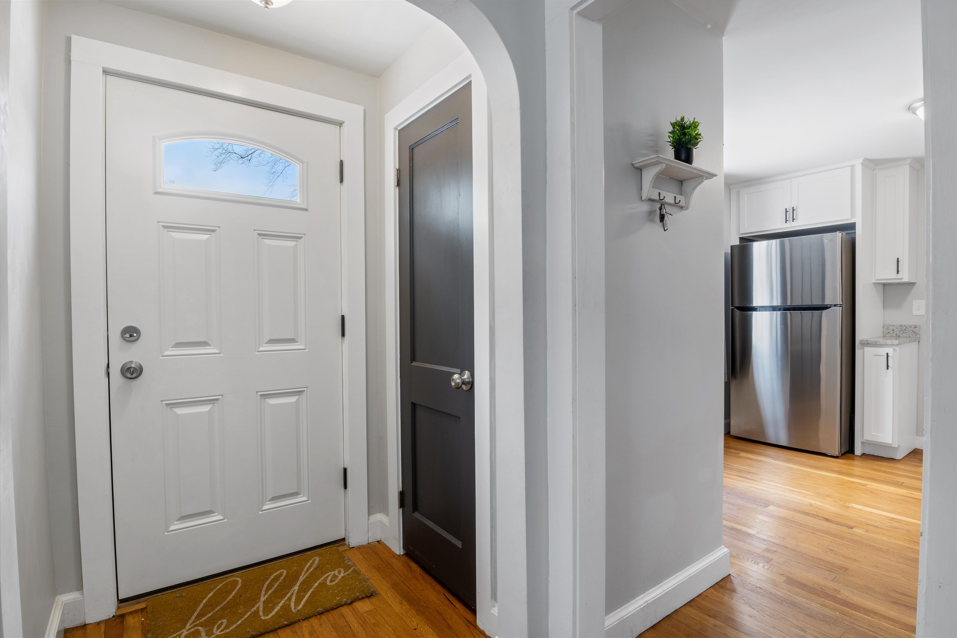 276 Salmon Street Manchester, NH 03104 - Photo 14 of 37