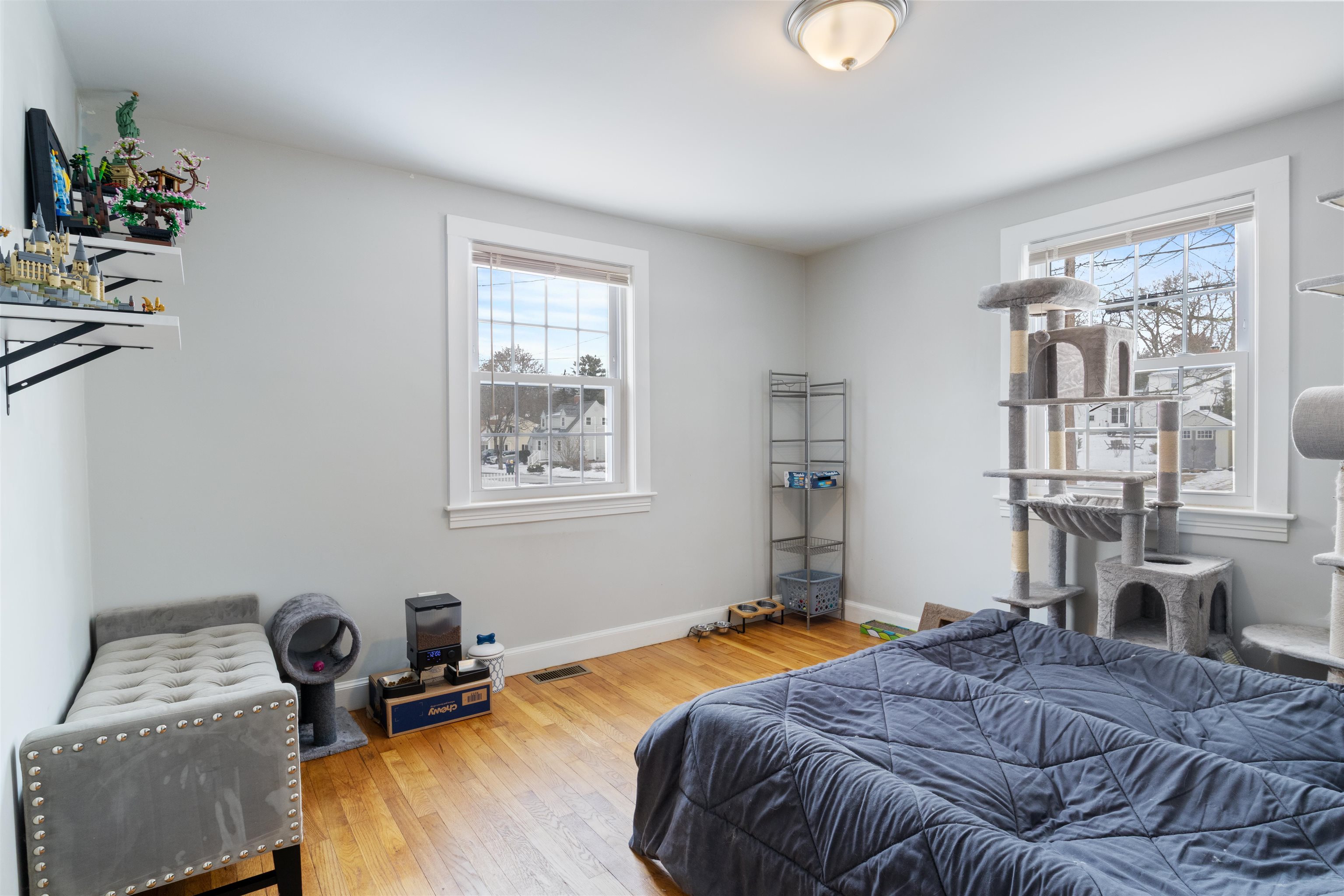 276 Salmon Street Manchester, NH 03104 - Photo 19 of 37