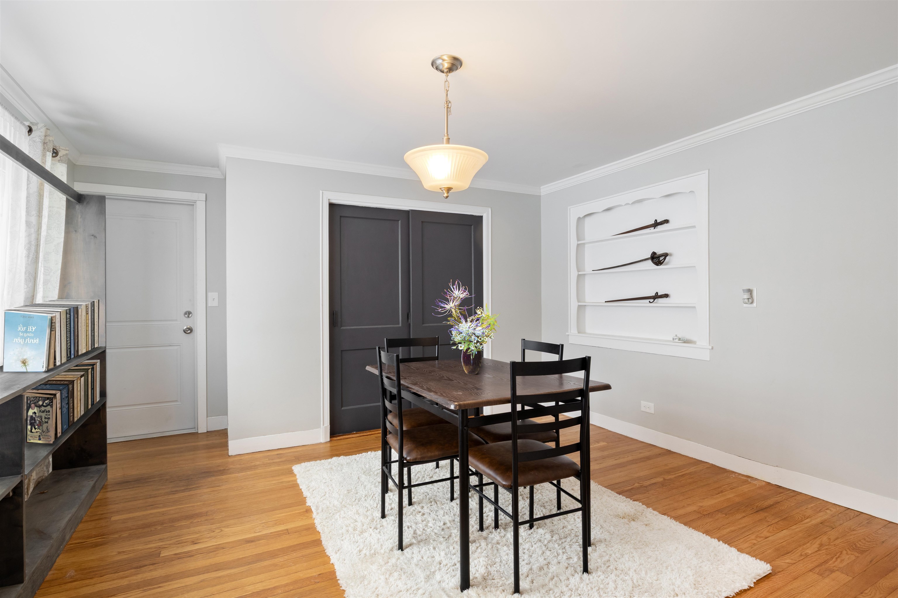 276 Salmon Street Manchester, NH 03104 - Photo 6 of 37