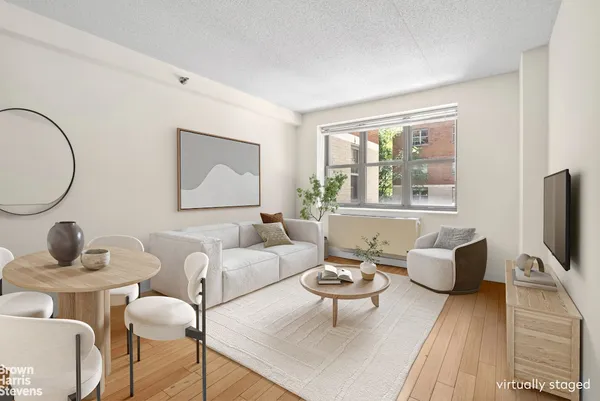 $650,000 | 516 West 47th Street, Unit N2H | Hell's Kitchen