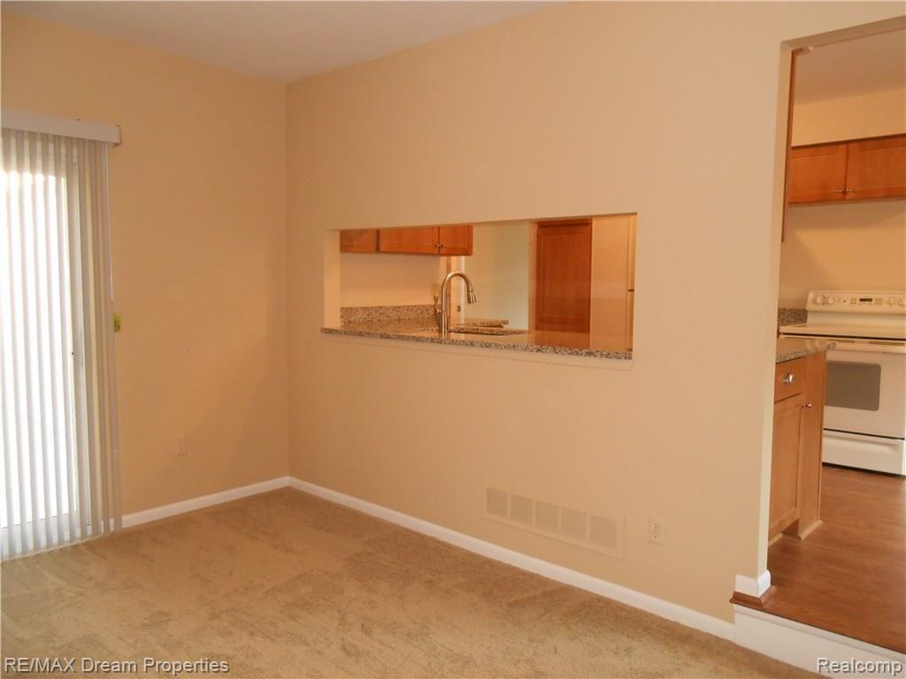 336 Meadowlake Road Canton, MI 48188 - Photo 12 of 40