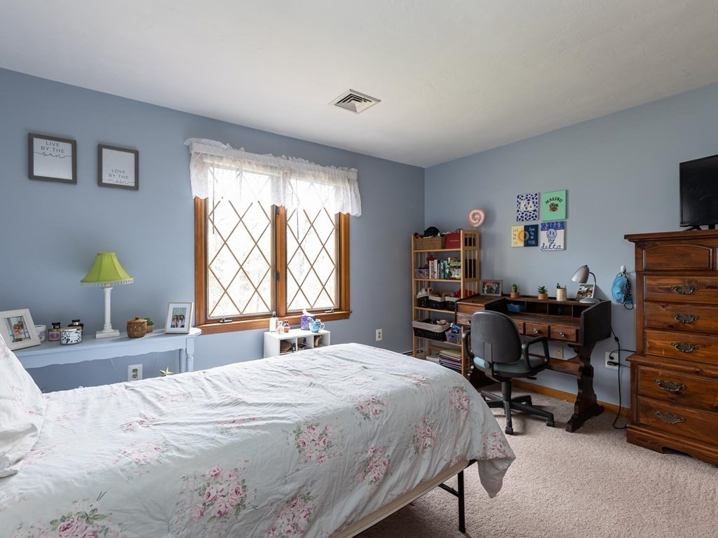 16 Field Road Medway, MA 02053 - Photo 20 of 40 Gallery Image 20