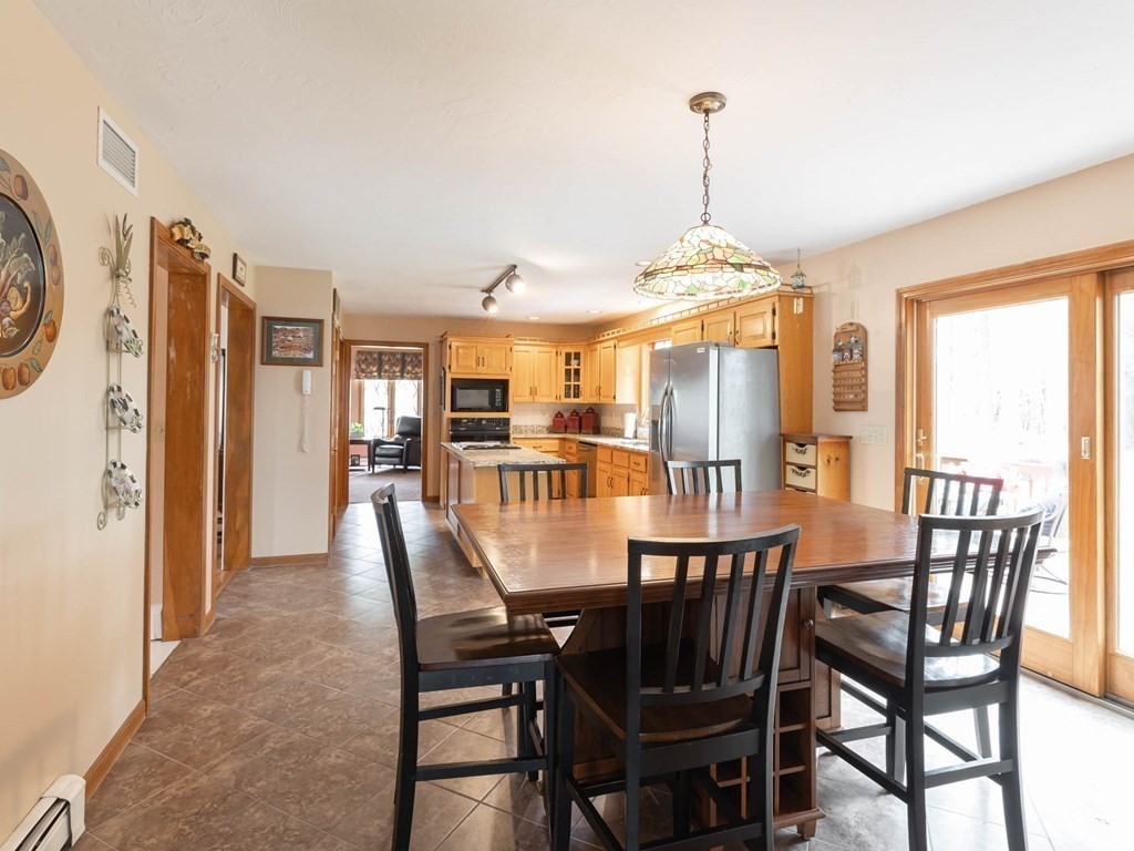 16 Field Road Medway, MA 02053 - Photo 7 of 40 Gallery Image 7