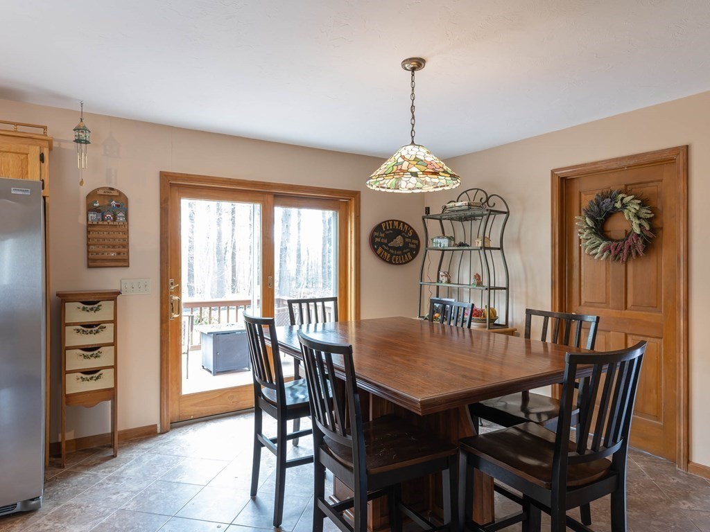 16 Field Road Medway, MA 02053 - Photo 9 of 40 Gallery Image 9