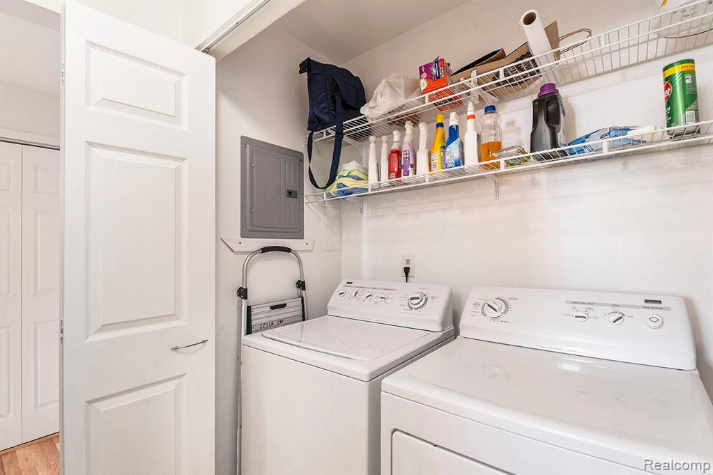 30022 West 12 Mile Road, Unit 2 Farmington Hills, MI 48334 - Photo 12 of 15