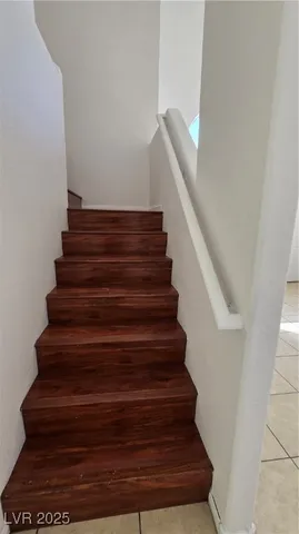 $1,750 | 2954 Savers Court, Las Vegas, NV 89115