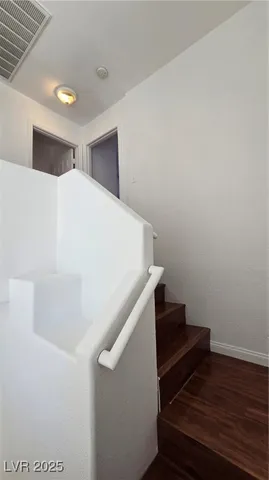 $1,750 | 2954 Savers Court, Las Vegas, NV 89115