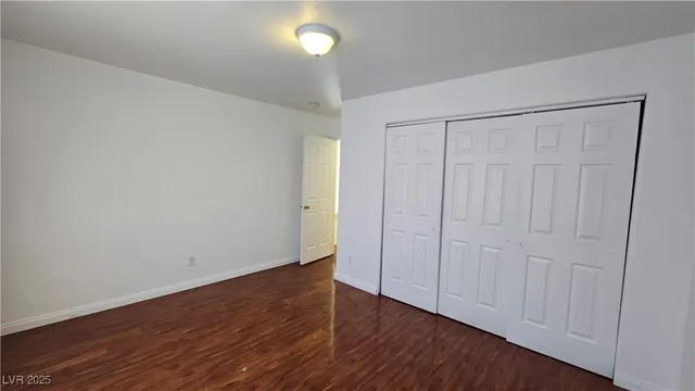 $1,750 | 2954 Savers Court, Las Vegas, NV 89115