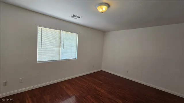 $1,750 | 2954 Savers Court, Las Vegas, NV 89115