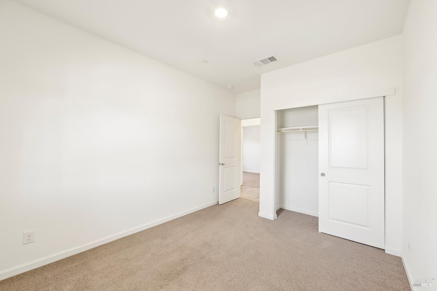 635 Honey Bee Road Dixon, CA 95620 - Photo 16 of 44