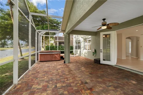 $525,000 | 9384 Scarlette Oak Avenue, Fort Myers, FL 33967