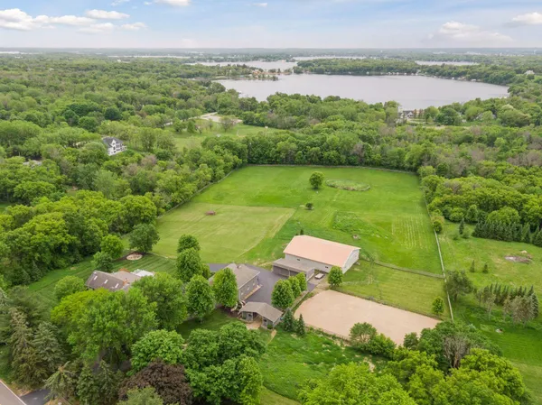 $2,275,000 | 36-xx Watertown Road, Maple Plain, MN 55359