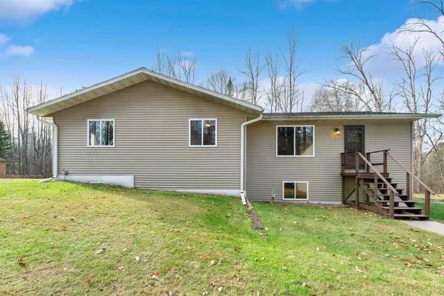 $269,900 | N6307 Old Hwy C, Marinette, WI 54143