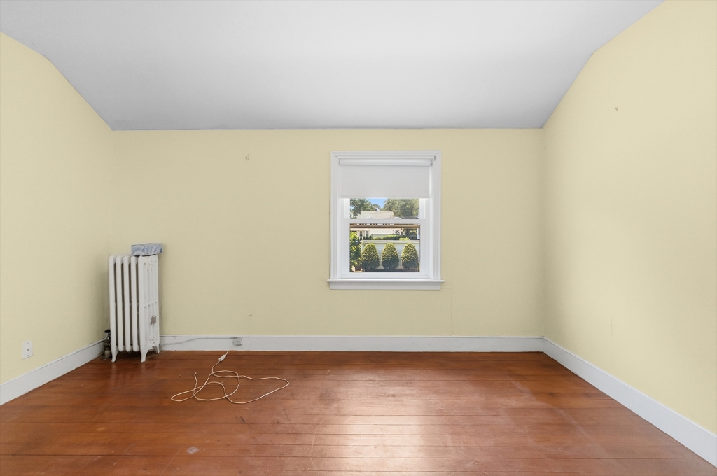564 Montgomery Street Fall River, MA 02720 - Photo 35 of 42
