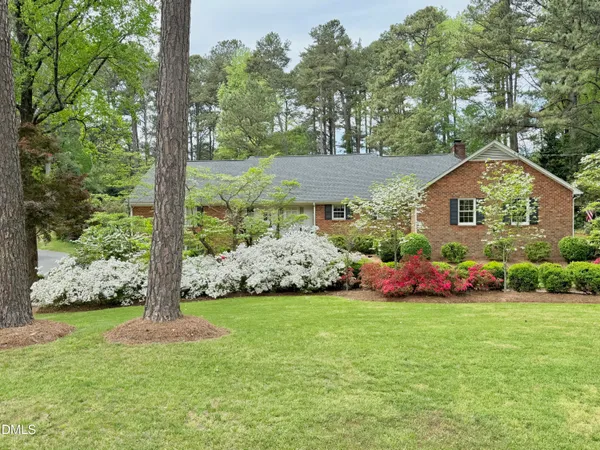 $375,000 | 1634 Crescent Drive, Henderson, NC 27536