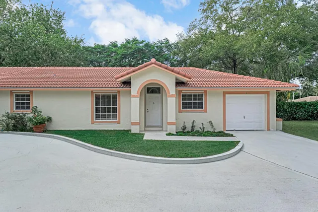 $2,500 | 13730 Sunflower Court, Unit A, Wellington, FL 33414