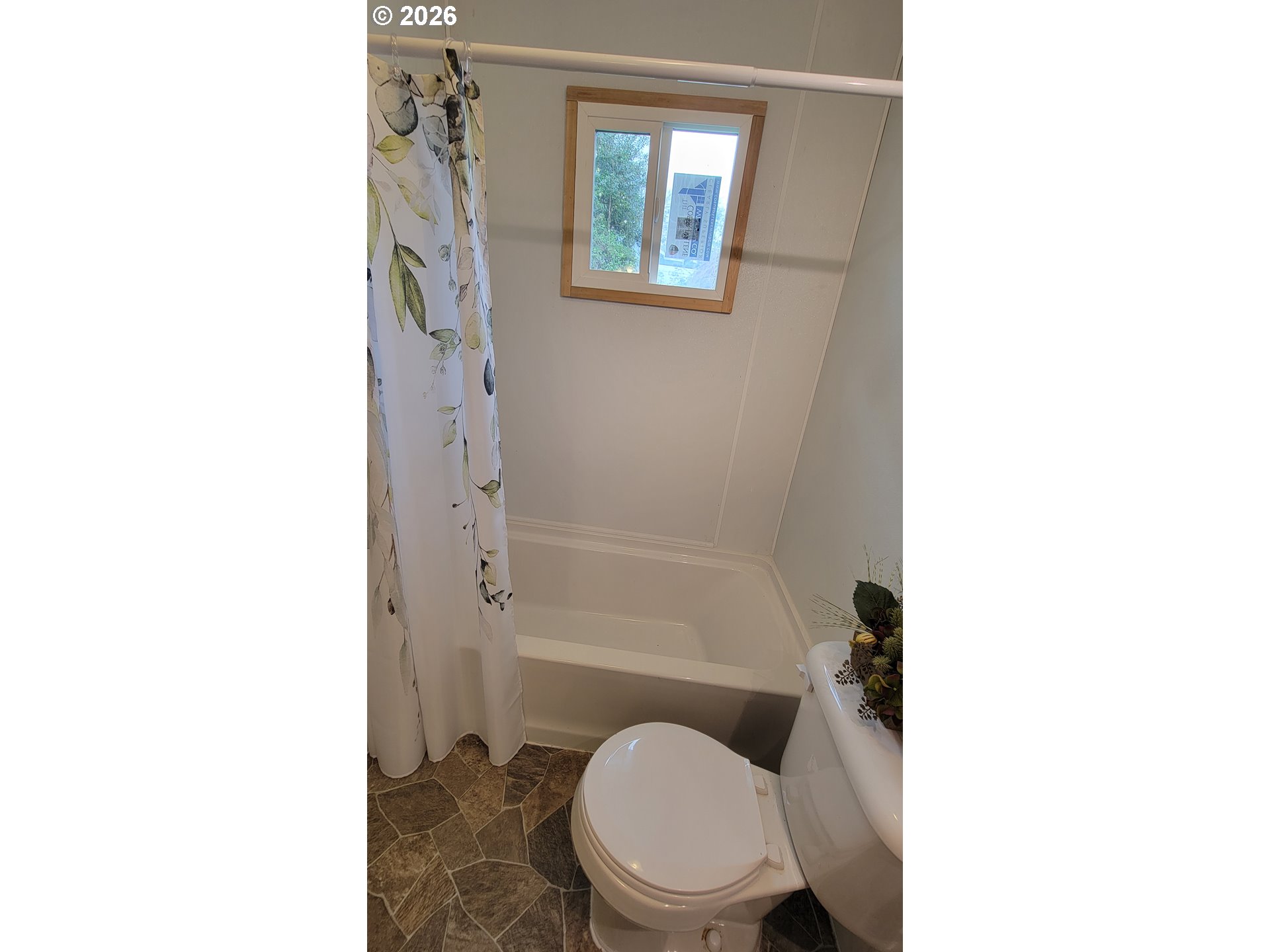 400 State Street North Bend, OR 97459 - Photo 13 of 26