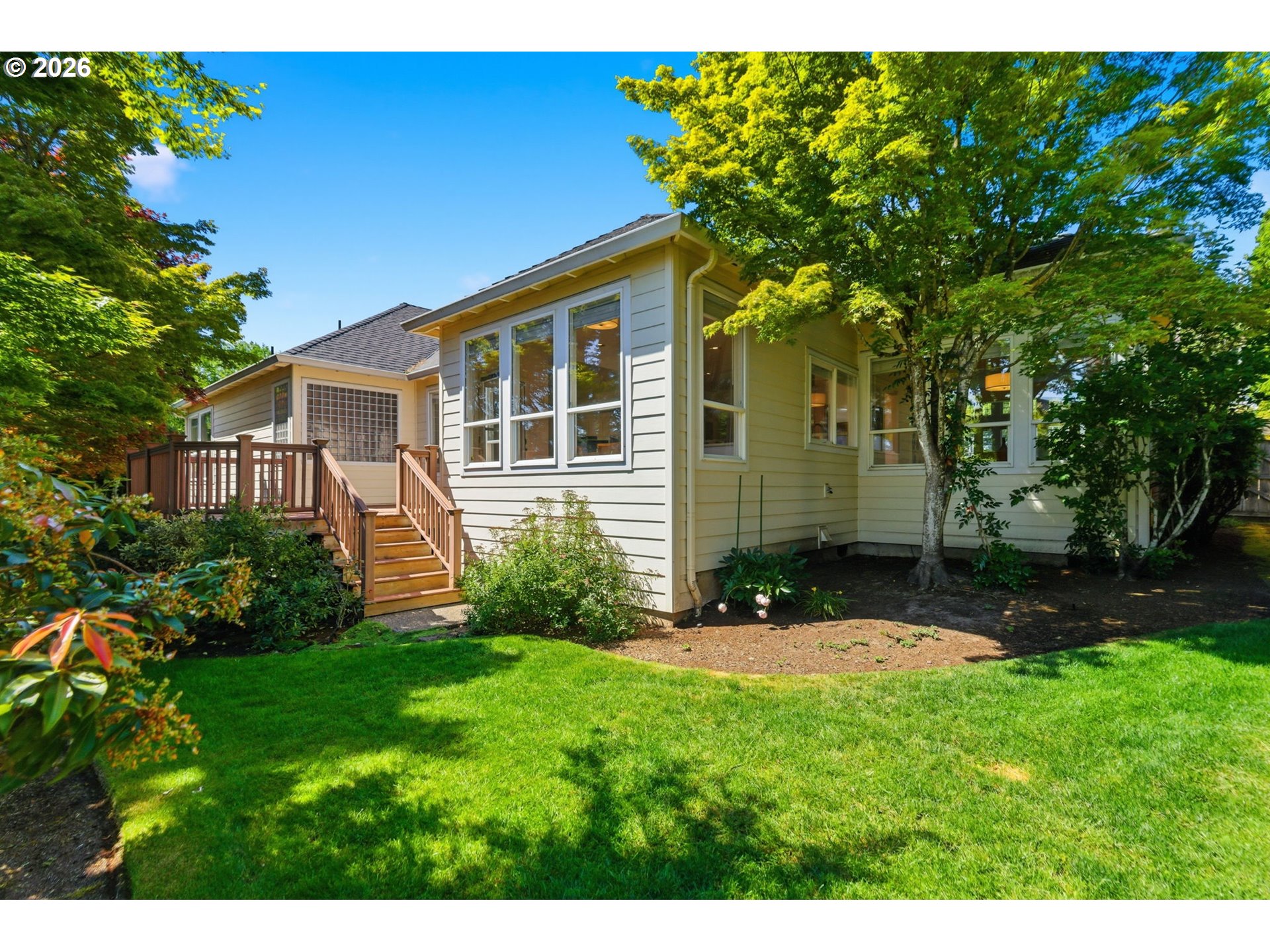 5914 Southwest Kruse Ridge Drive Portland, OR 97219 - Photo 40 of 43 Gallery Image 40