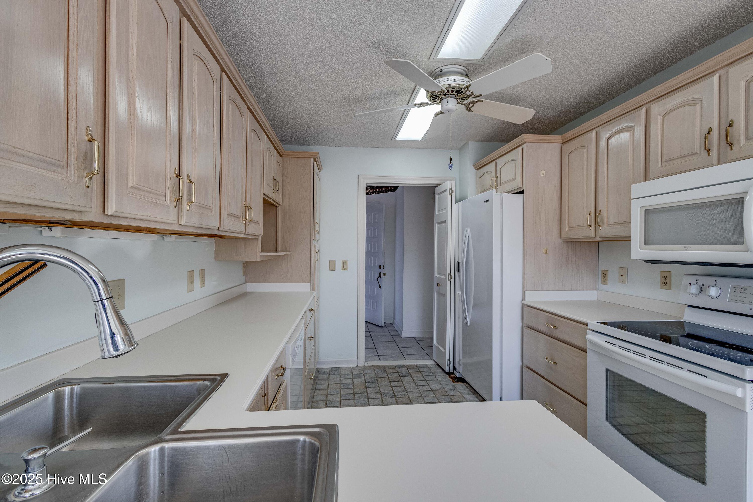 118 Bowline Road New Bern, NC 28562 - Photo 39 of 63 IMG_7922
